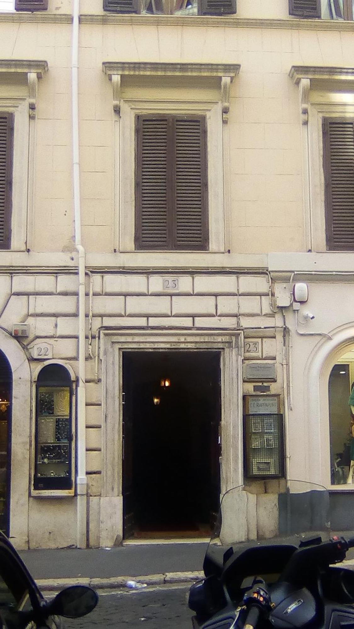 Excellent Trinity Rooms Rome Exterior photo